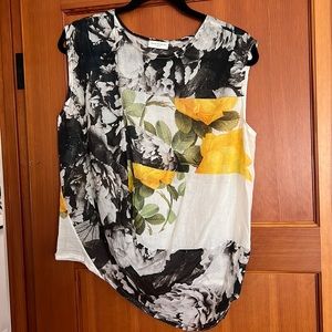 Beautiful Dries Van Noten asymmetrical top - size 40